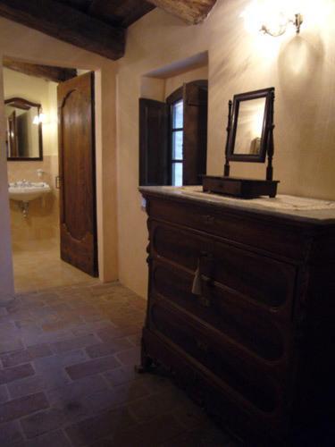 Вілла Borgo Storico Cisterna Macerata Feltria Номер фото