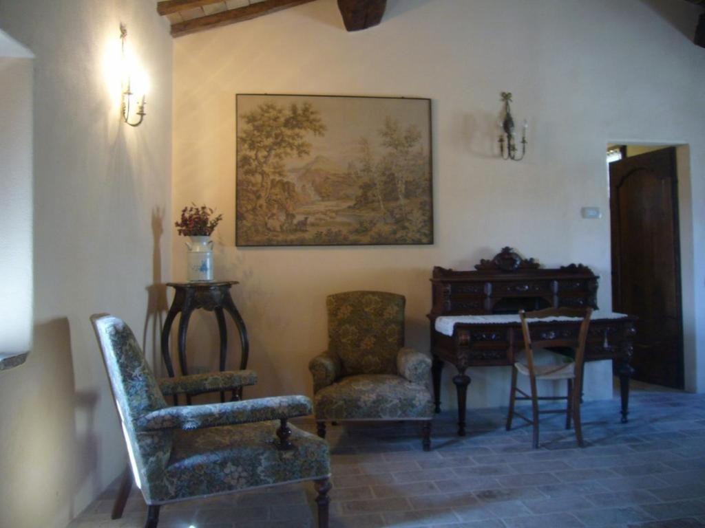 Вілла Borgo Storico Cisterna Macerata Feltria Номер фото